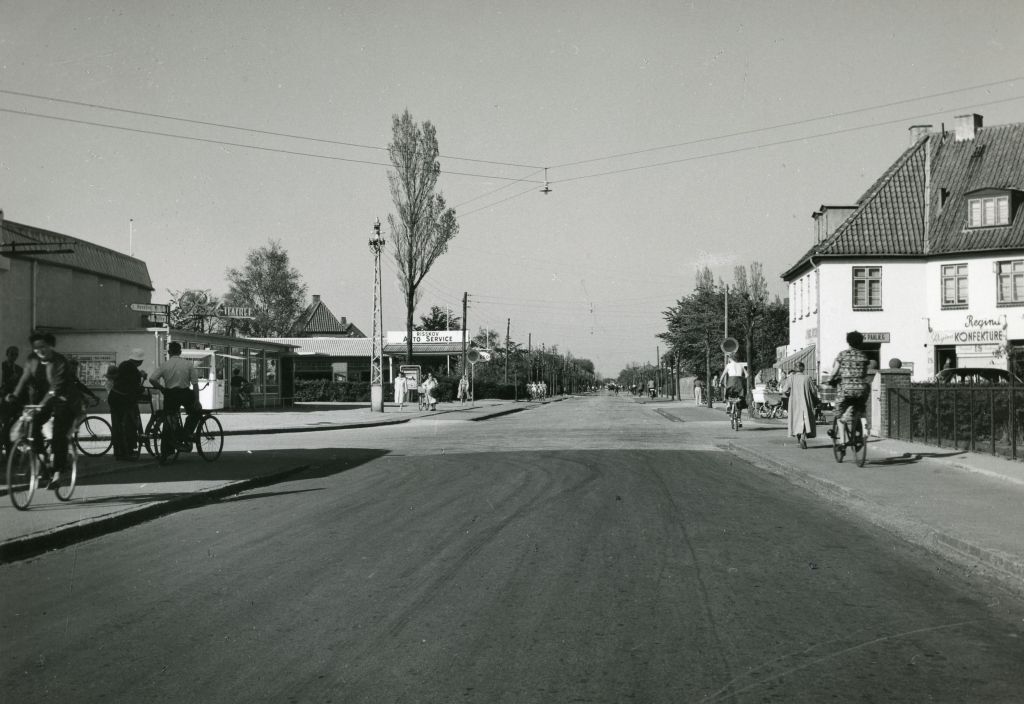 Dette billede har ingen alternativ tekst; filens navn er regina-konfekture-fortevej-1955-foto-thomas-poul-pedersen-aarhusbilleder-1.jpg